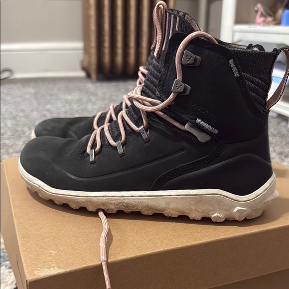 Vivo barefoot Women's Hiking Boot - Picture 2 of 10